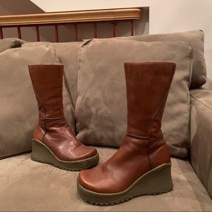 Vintage Brown Leather Platform Boots W7